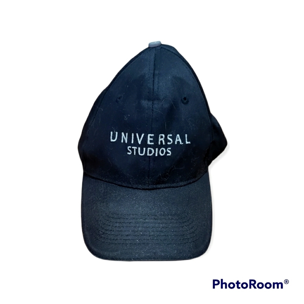 - Universal studios Black hat